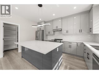 1789 Viewpoint Drive. Kelowna, British Columbia