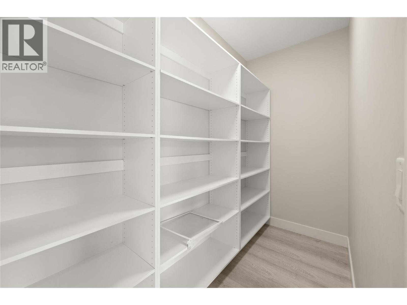 1789 Viewpoint Drive. Kelowna, British Columbia