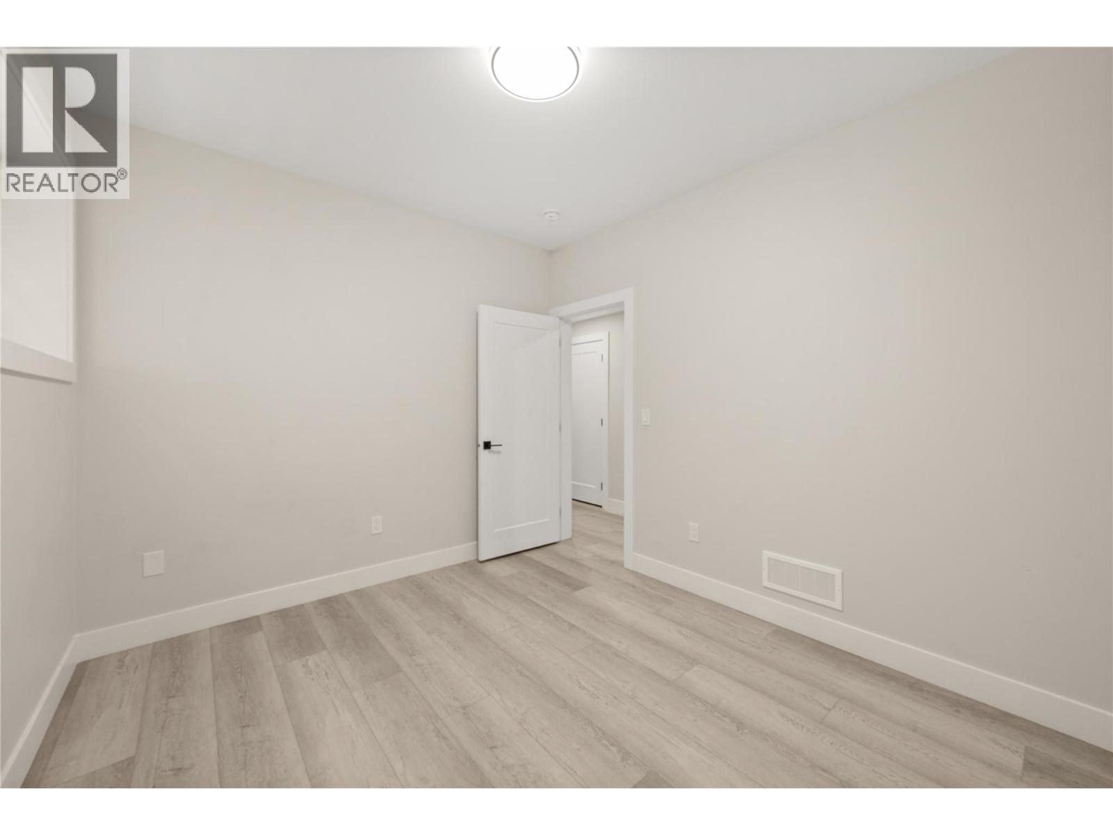 1789 Viewpoint Drive. Kelowna, British Columbia