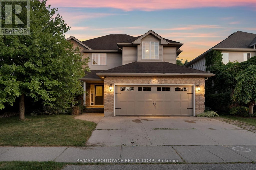 42 Pearwood Court, Kitchener