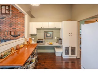 975 Heron Court. Oliver, British Columbia