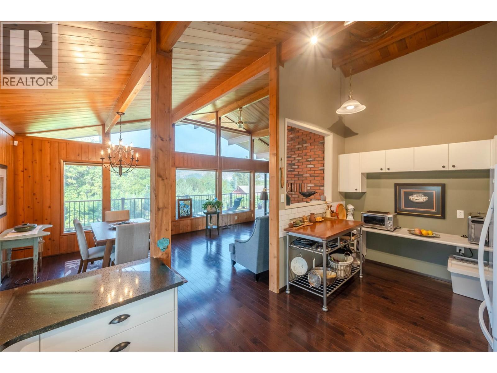 975 Heron Court. Oliver, British Columbia