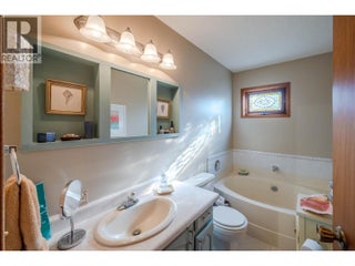 975 Heron Court. Oliver, British Columbia