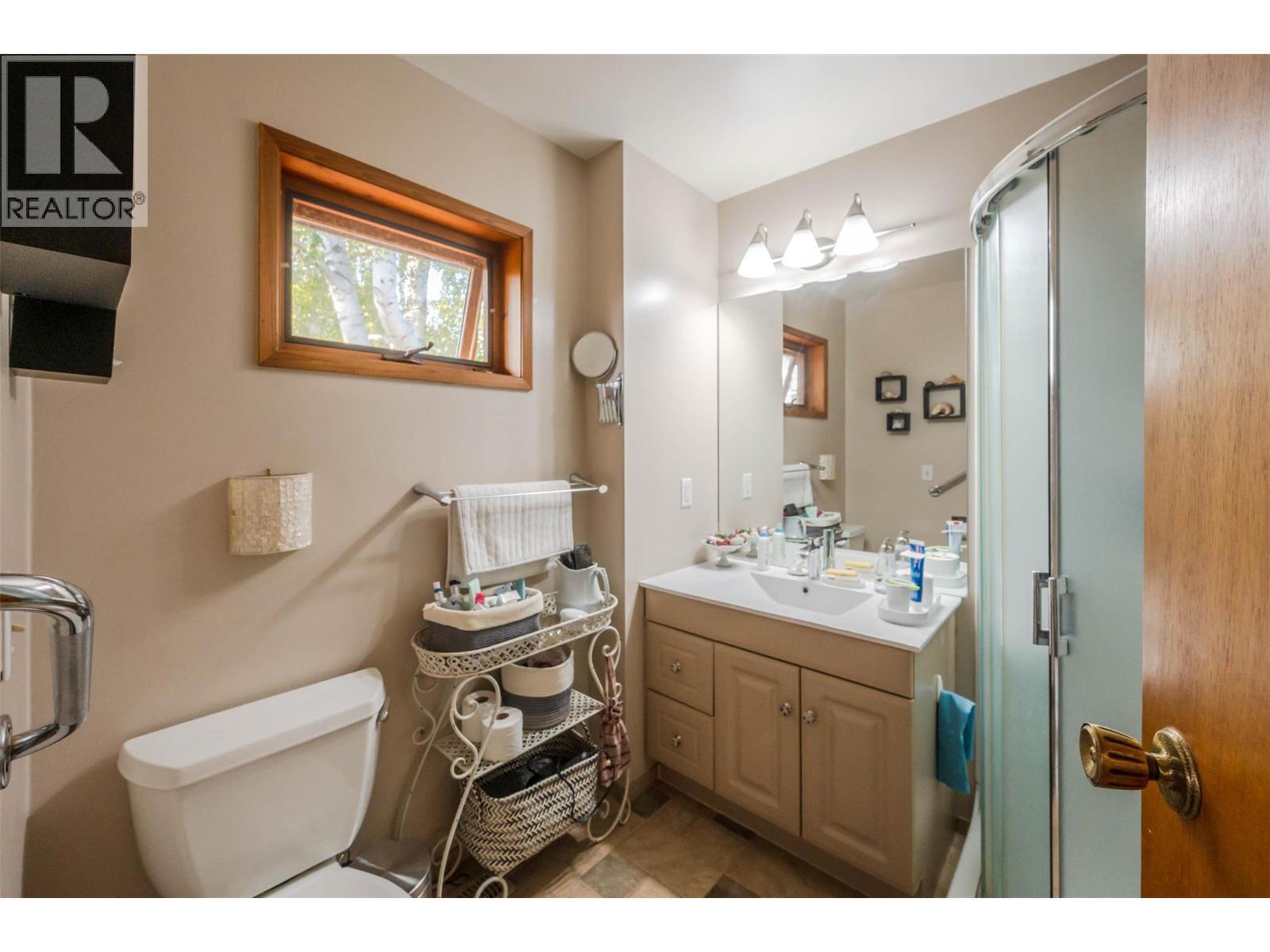 975 Heron Court. Oliver, British Columbia