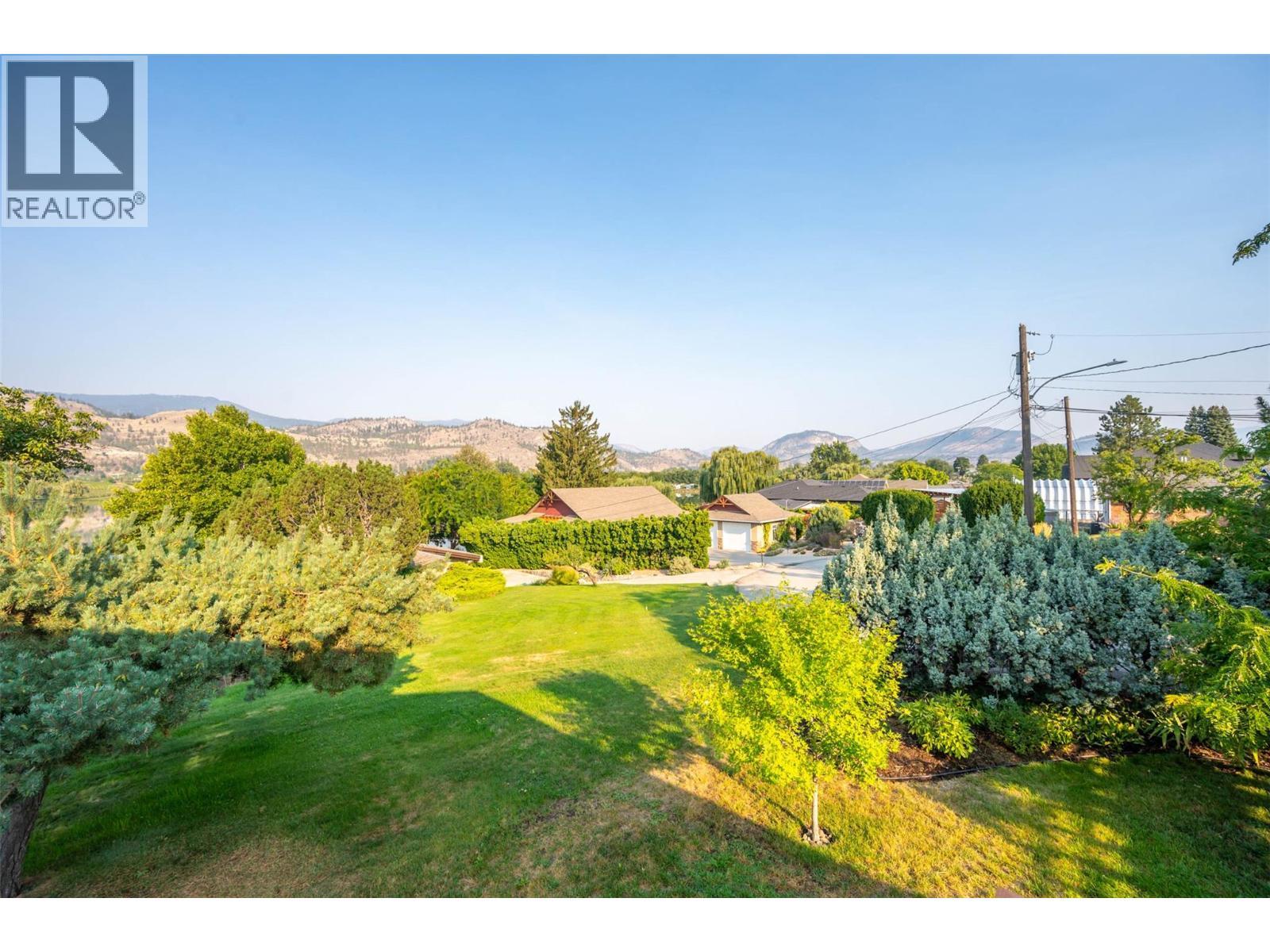 975 Heron Court. Oliver, British Columbia