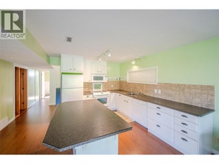 975 Heron Court. Oliver, British Columbia