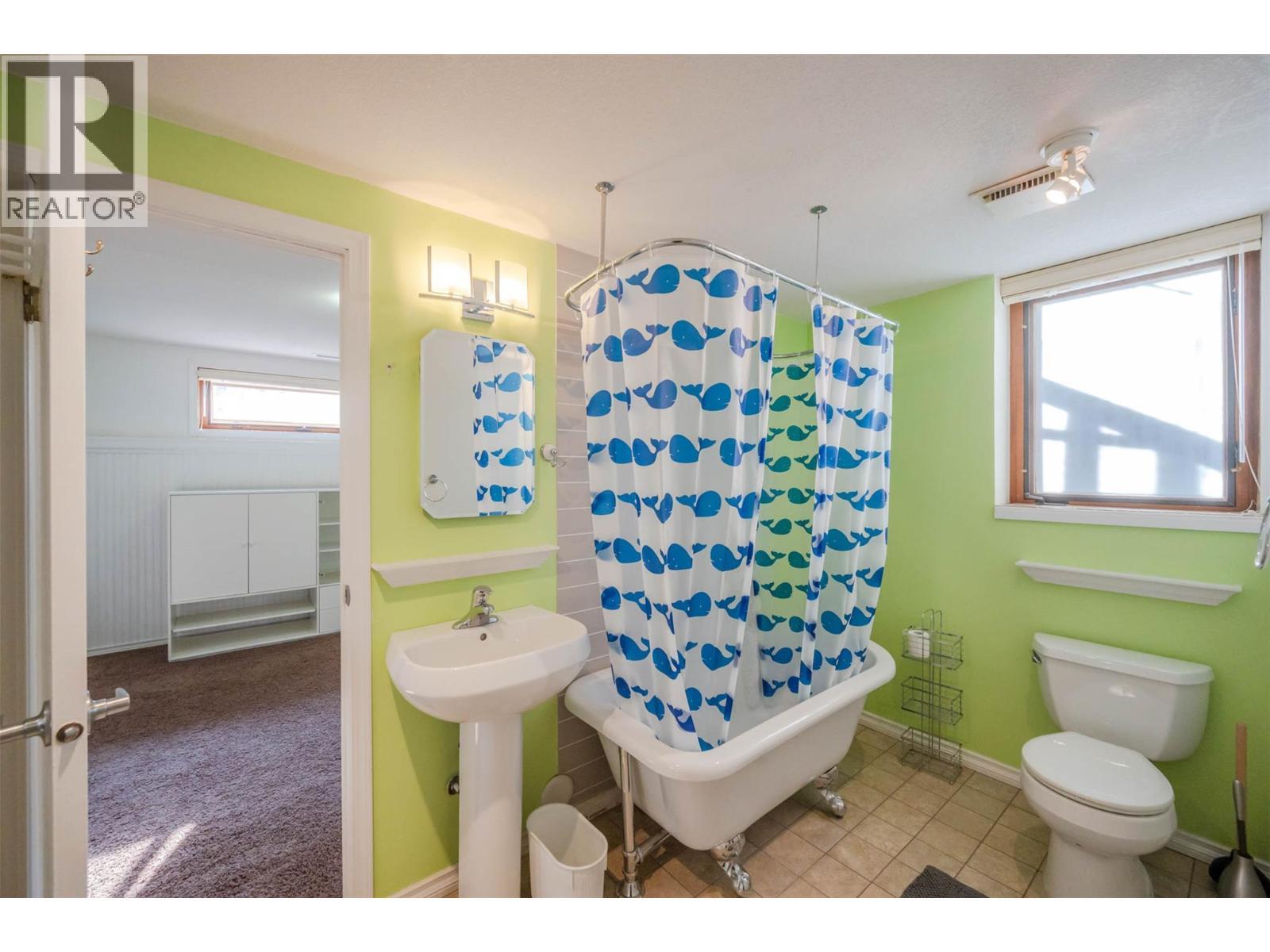 975 Heron Court. Oliver, British Columbia