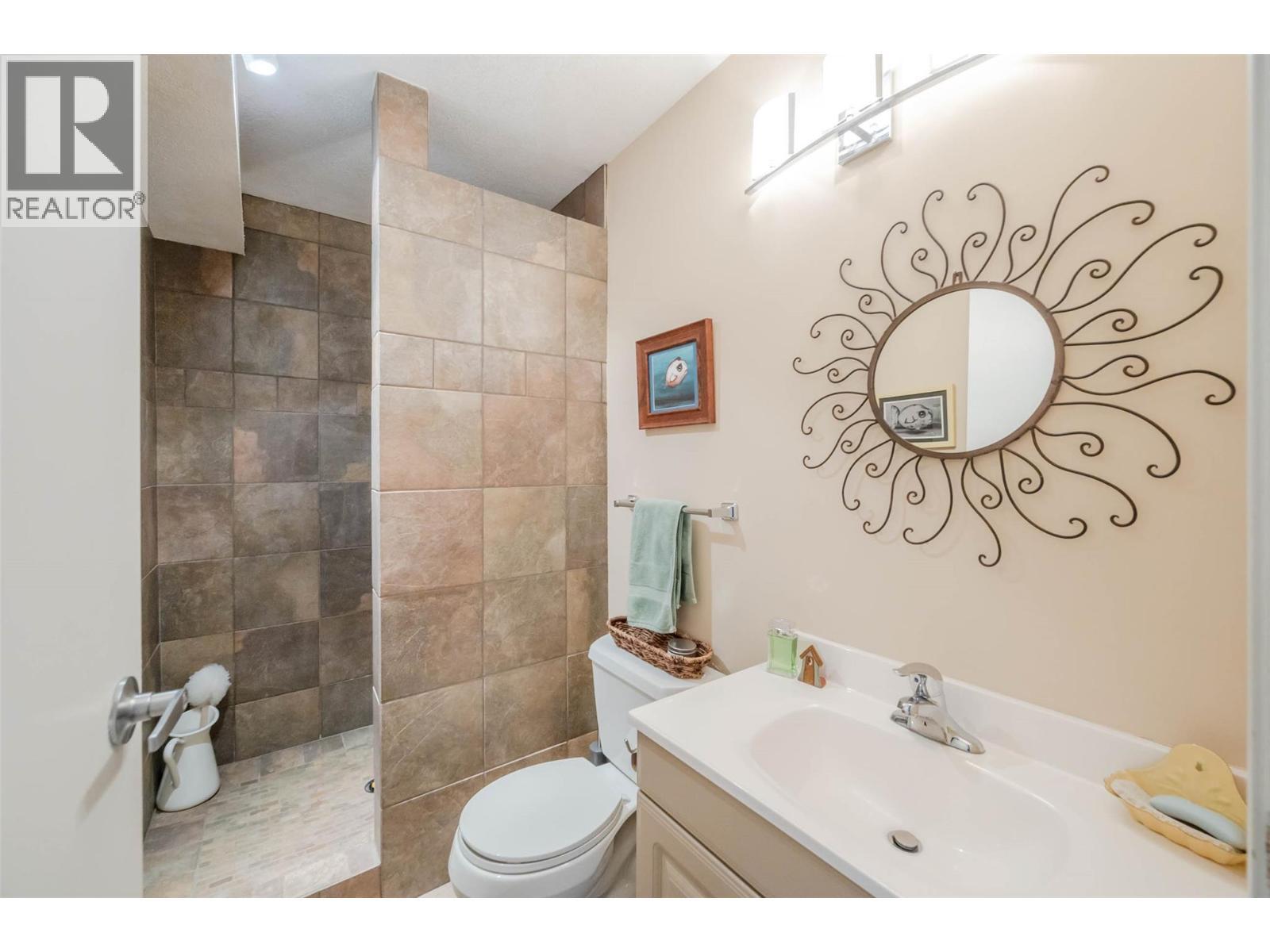 975 Heron Court. Oliver, British Columbia