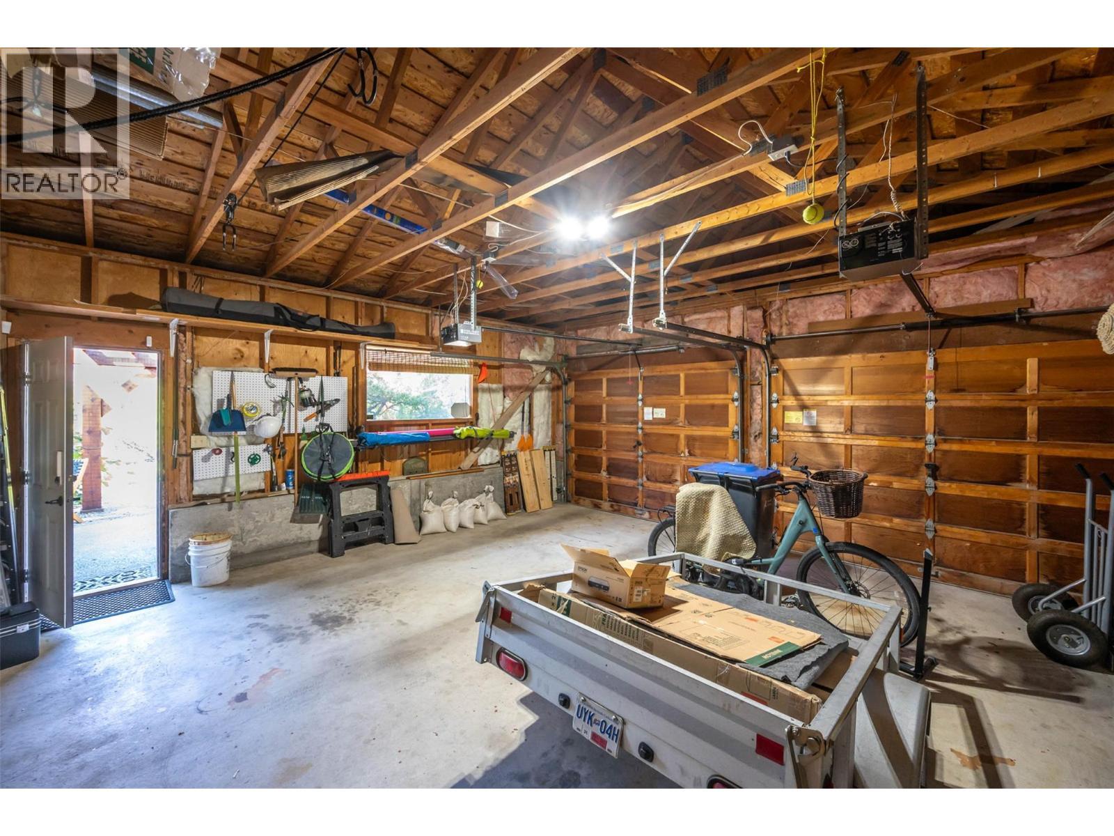 975 Heron Court. Oliver, British Columbia