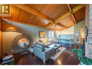 975 Heron Court. Oliver, British Columbia