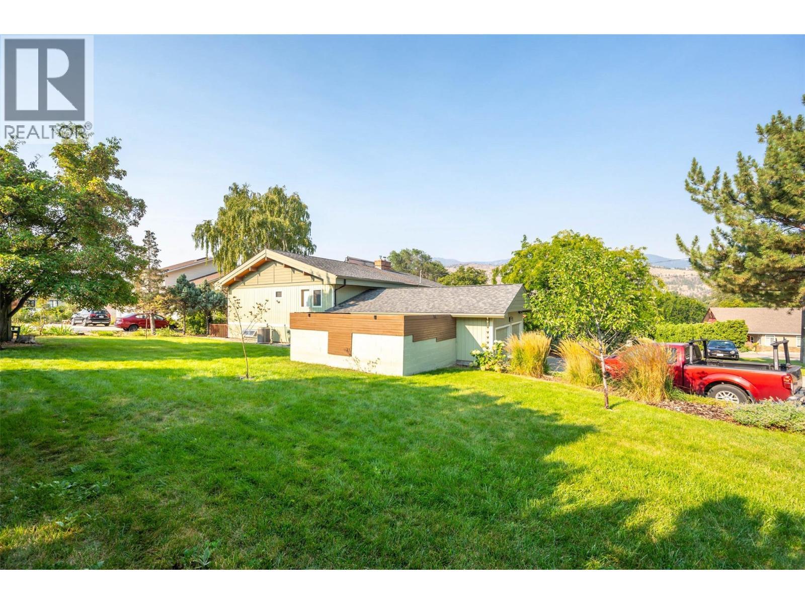 975 Heron Court. Oliver, British Columbia