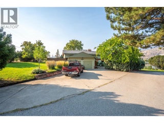 975 Heron Court. Oliver, British Columbia