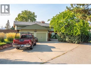 975 Heron Court. Oliver, British Columbia