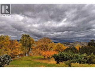 975 Heron Court. Oliver, British Columbia