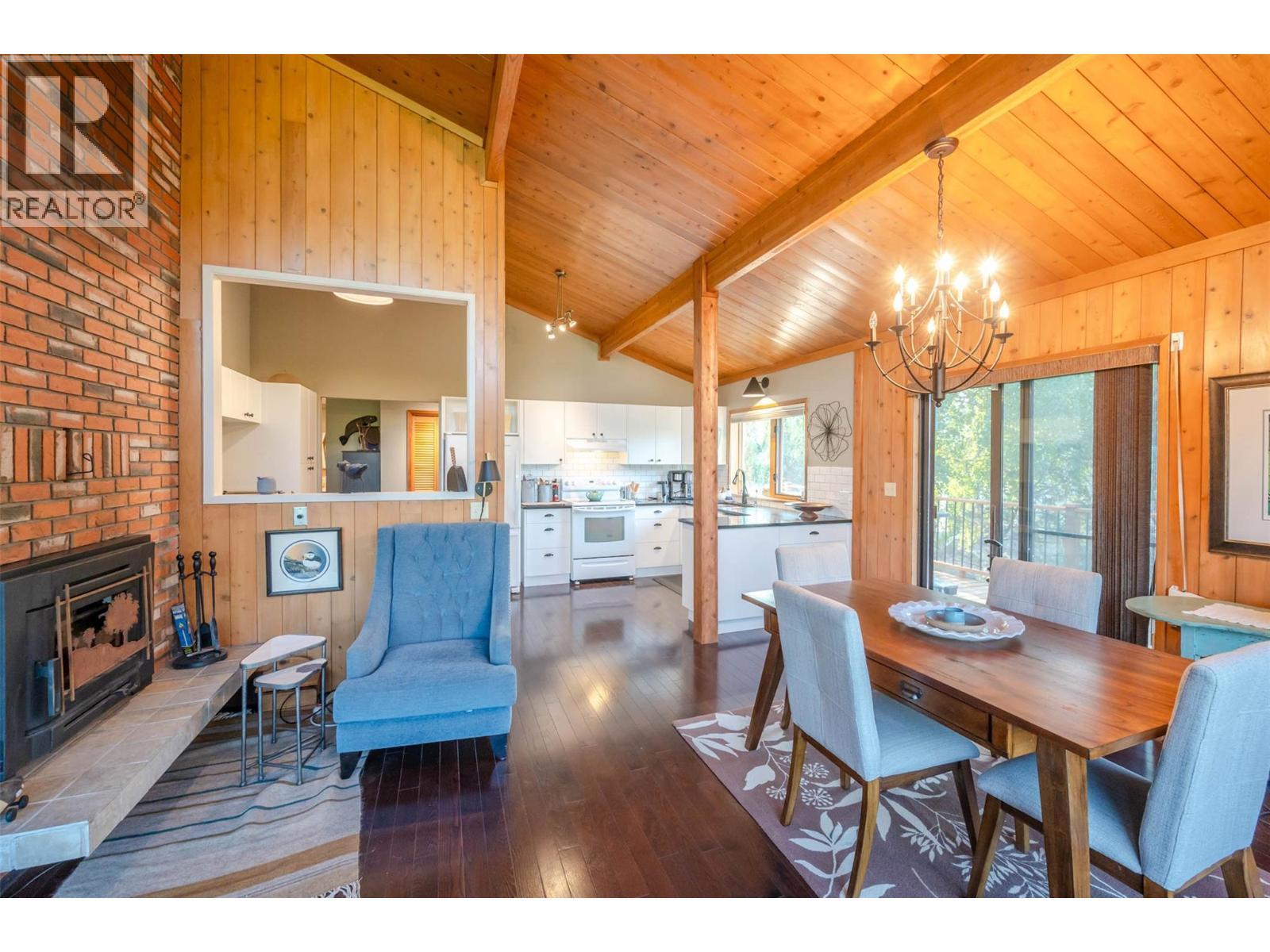 975 Heron Court. Oliver, British Columbia