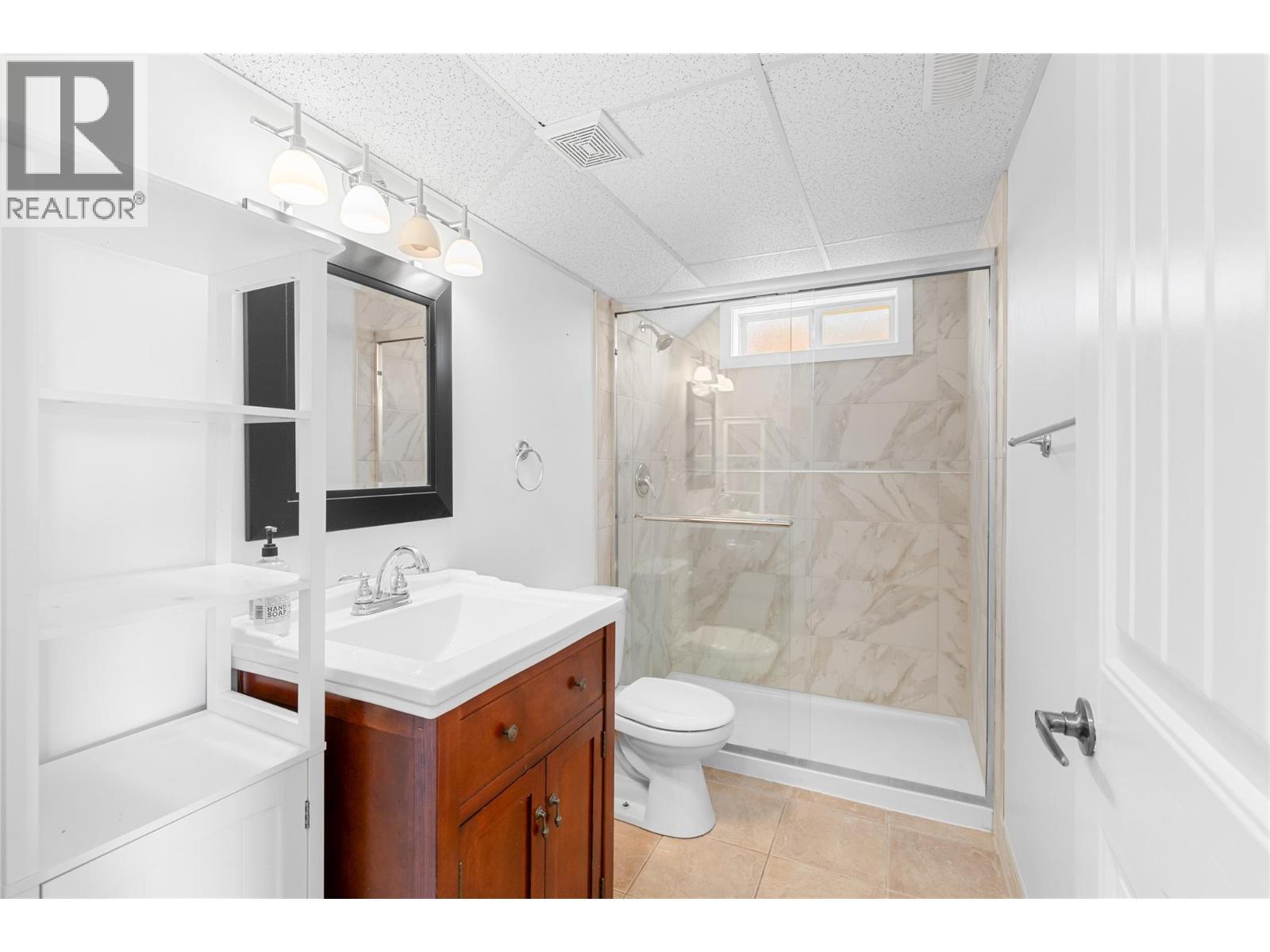 647 Middleton Way. Coldstream, British Columbia