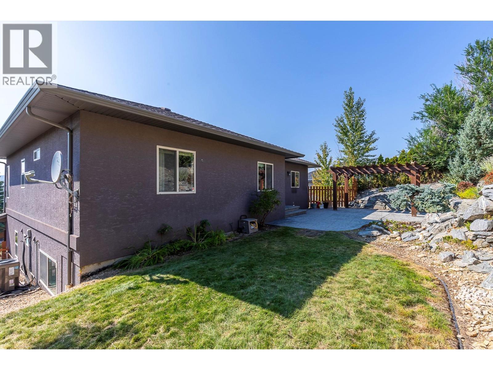 647 Middleton Way. Coldstream, British Columbia