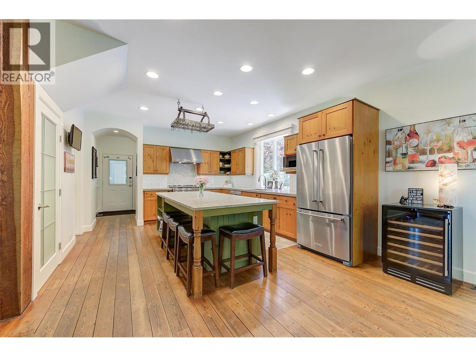 5127 Luckett Court. Kelowna, British Columbia