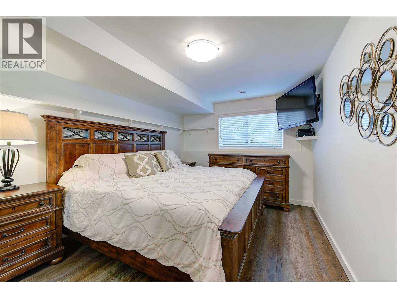 5127 Luckett Court. Kelowna, British Columbia