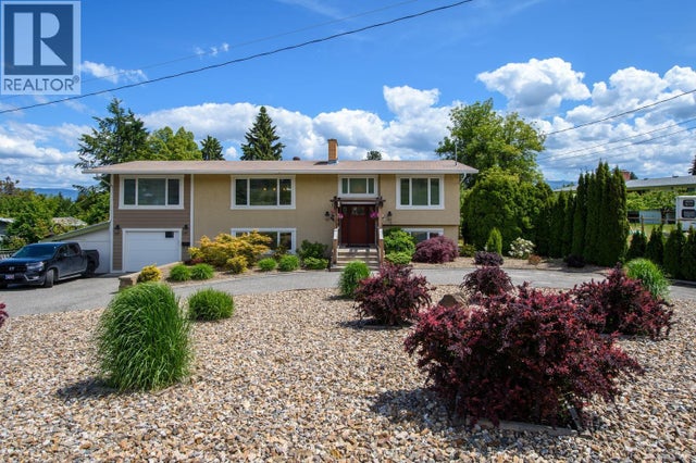 2475 Hayman Road, West Kelowna