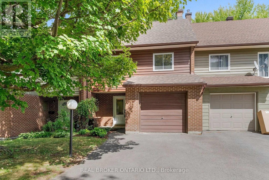 83 E Glen Park Drive, Ottawa