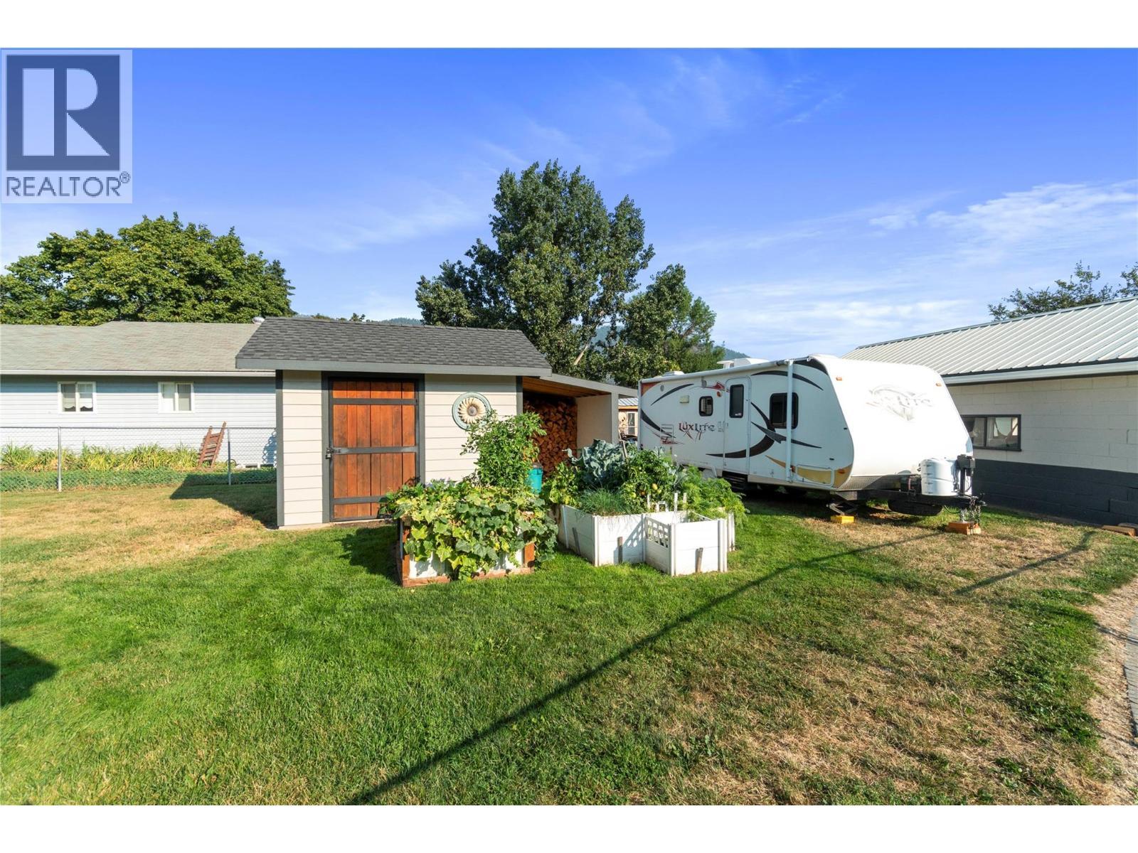 702 Second Avenue. Chase, British Columbia