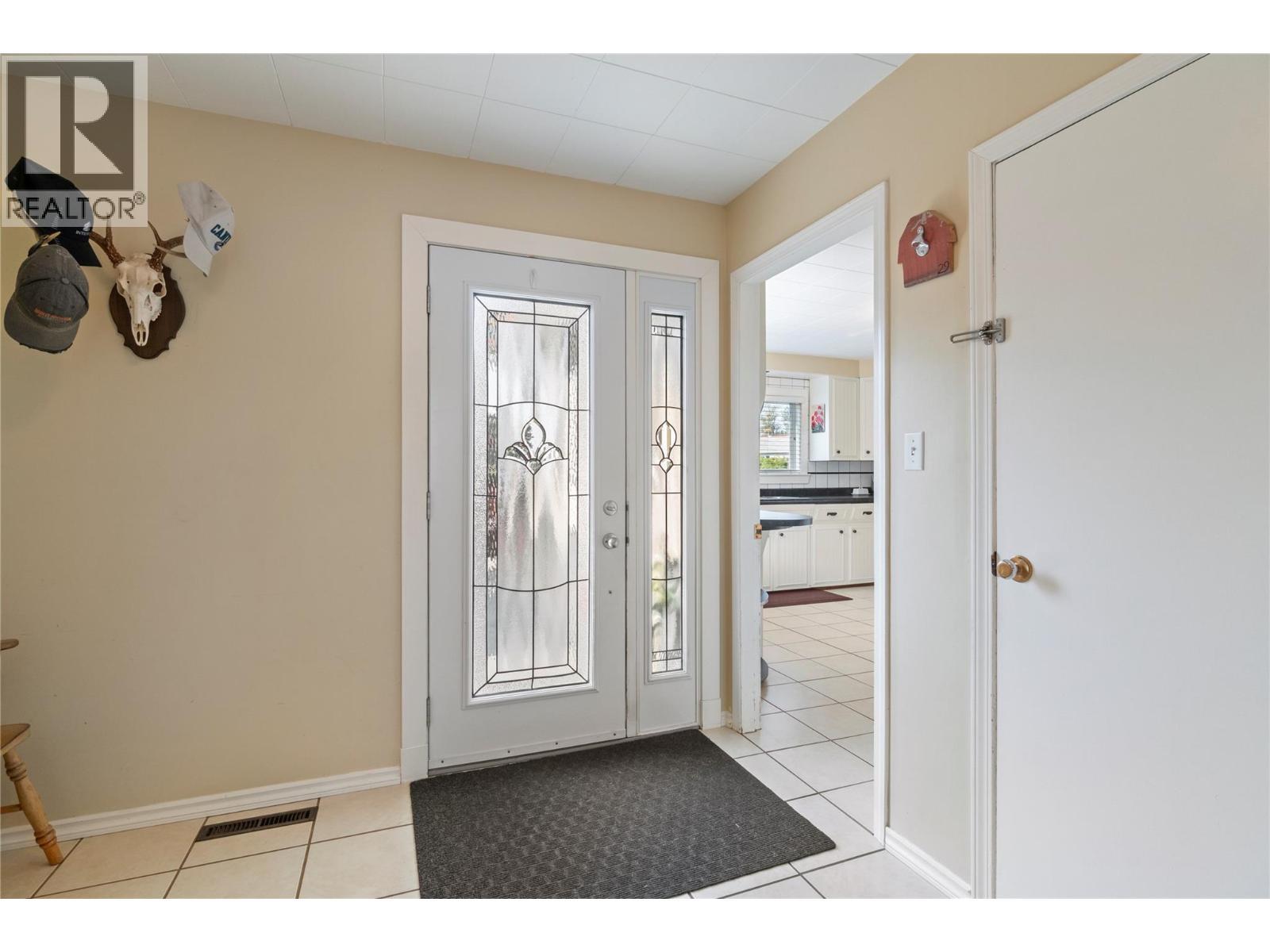 702 Second Avenue. Chase, British Columbia