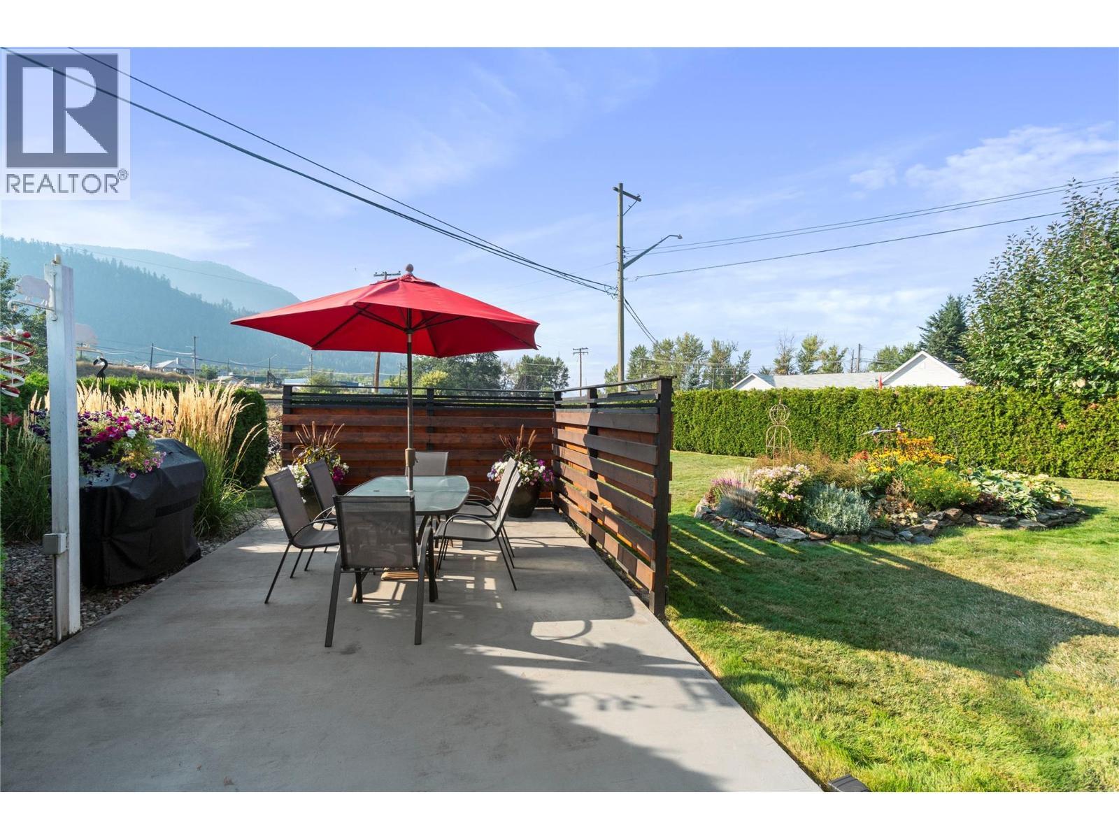 702 Second Avenue. Chase, British Columbia