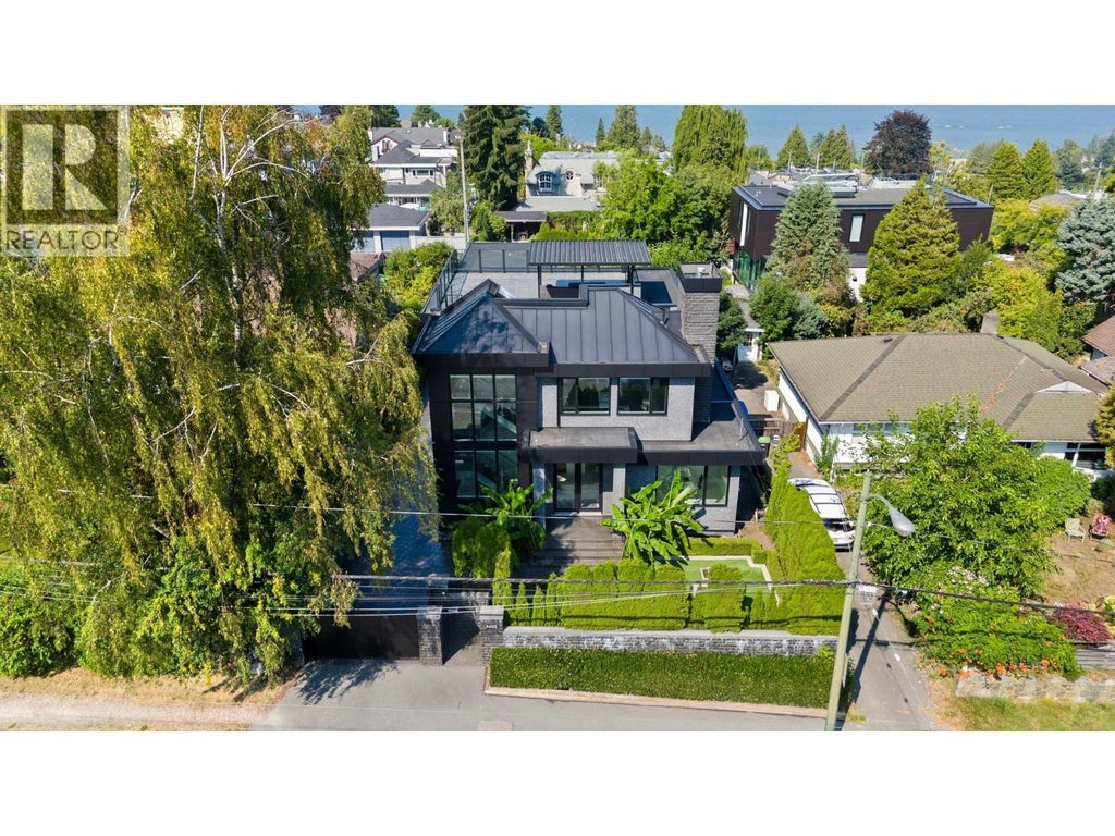 4623 W 4th Avenue, Vancouver