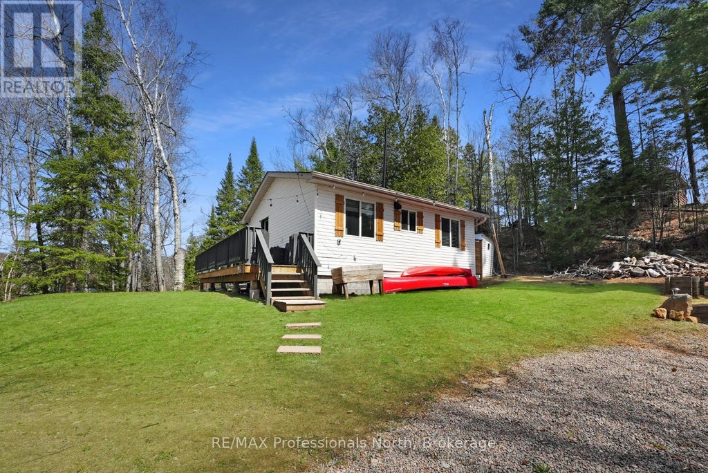 1419 Clement Lake Road, Highlands East (monmouth)