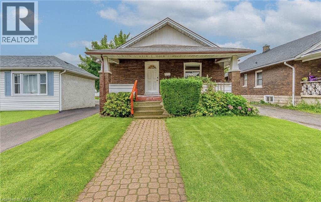 5188 Maple Street, Niagara Falls