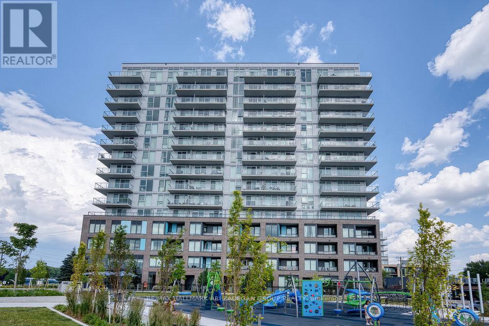 423 - 185 Deerfield Road, Newmarket (central Newmarket)