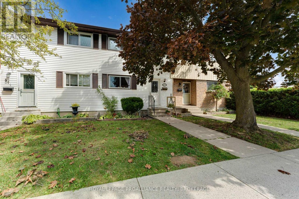 369 William Street N, Gananoque