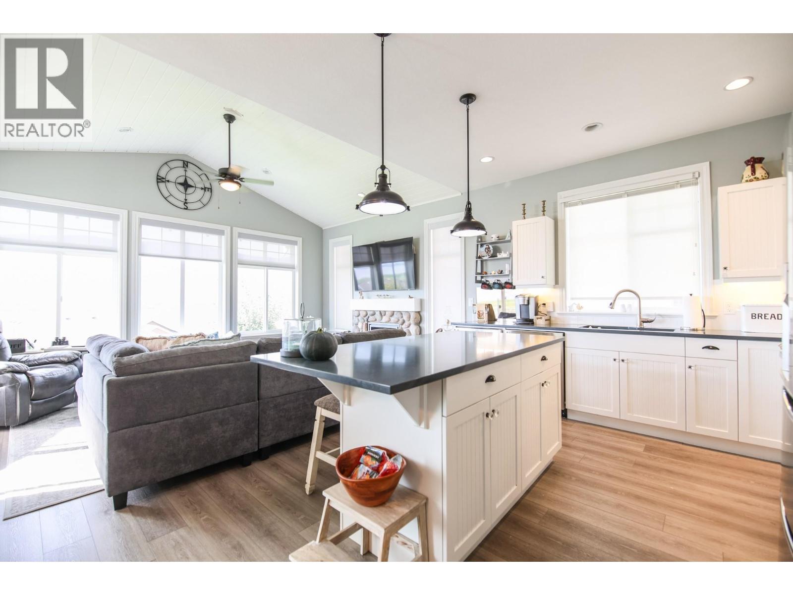 2450 Radio Tower Road Unit# 202. Oliver, British Columbia