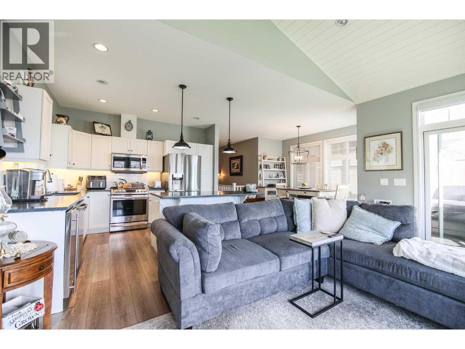 2450 Radio Tower Road Unit# 202. Oliver, British Columbia