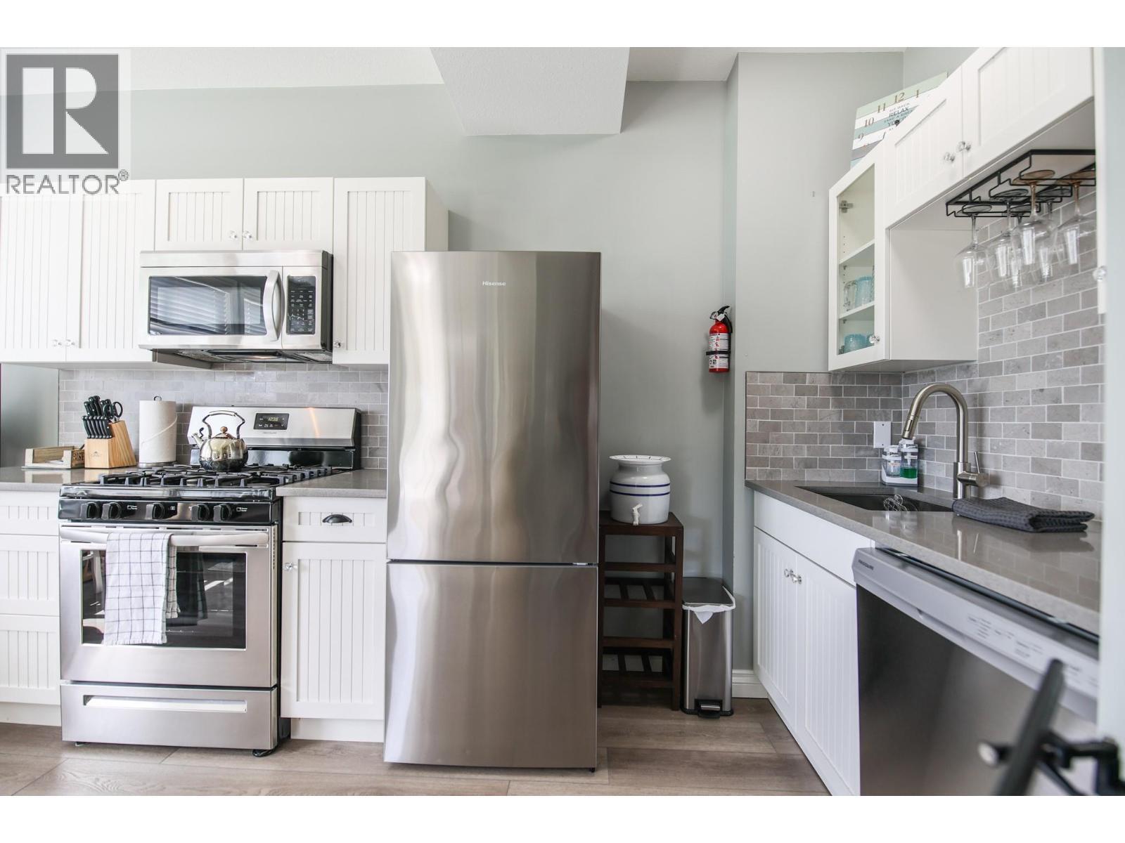 2450 Radio Tower Road Unit# 202. Oliver, British Columbia