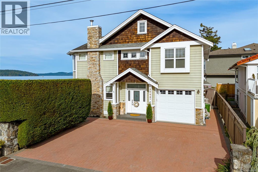 10239 Fifth Street, Sidney