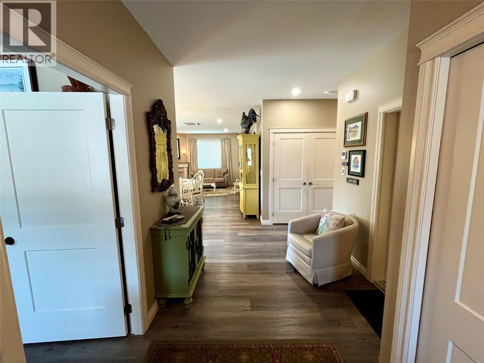 1132 Willow Row. Sicamous, British Columbia