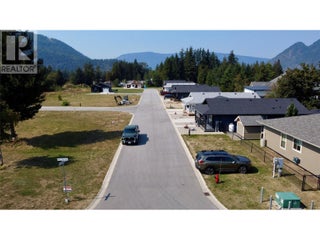 1132 Willow Row. Sicamous, British Columbia