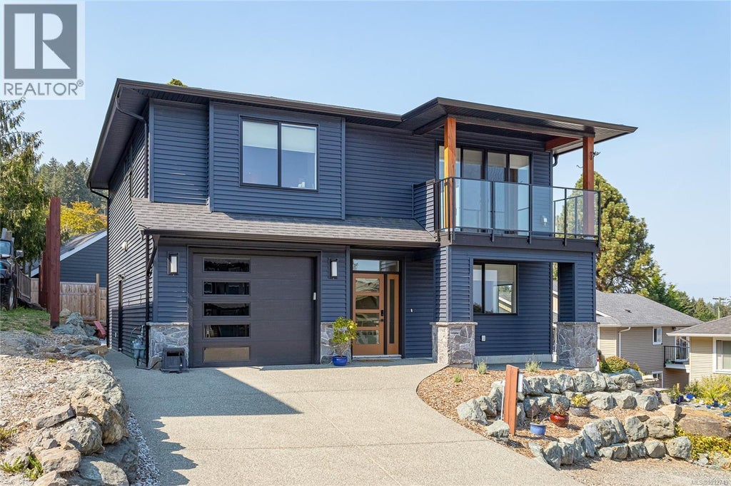 12 1584 Adelaide Street, Crofton