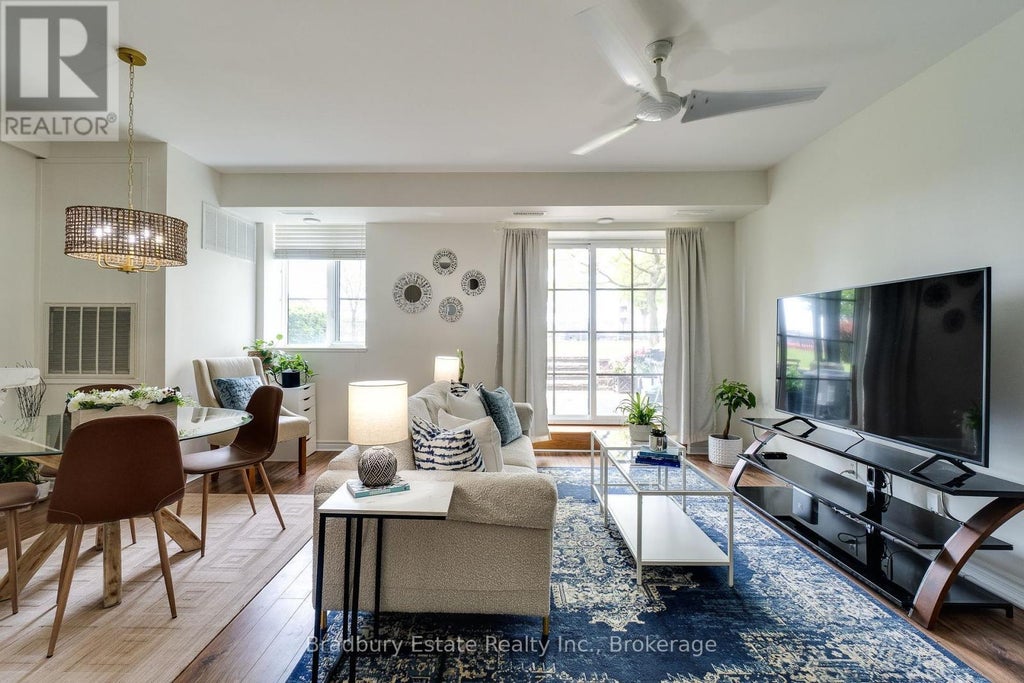 105 - 262 Dundas Street E, Hamilton (waterdown)