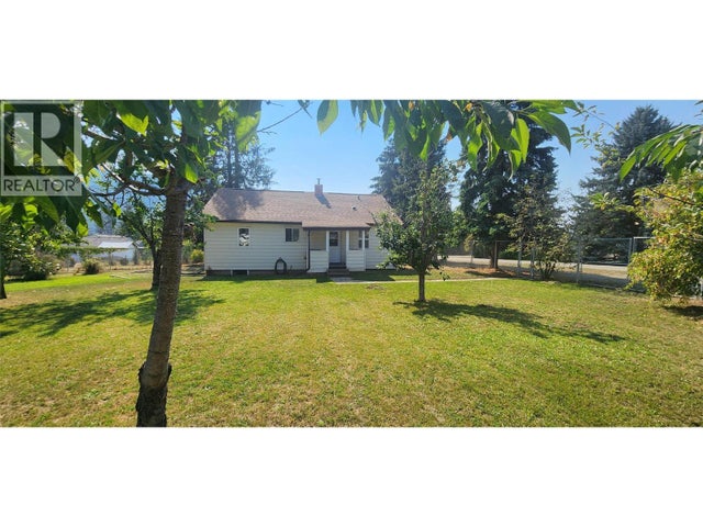4960 Vernon Street, Grand Forks
