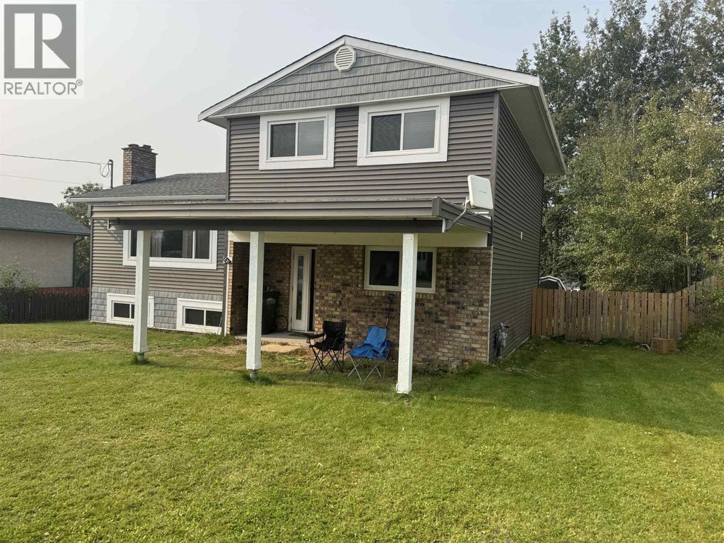 231 Centennial Drive, Mackenzie