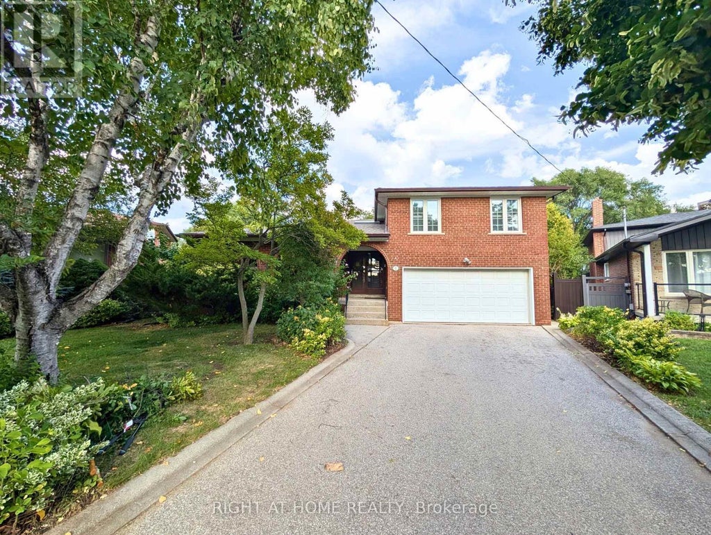 5 Greyswood Court, Toronto (humber Heights)