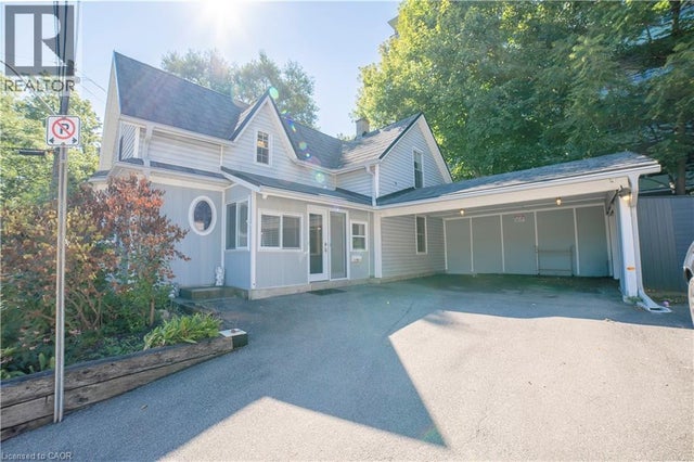 12 Maple Avenue, Hamilton