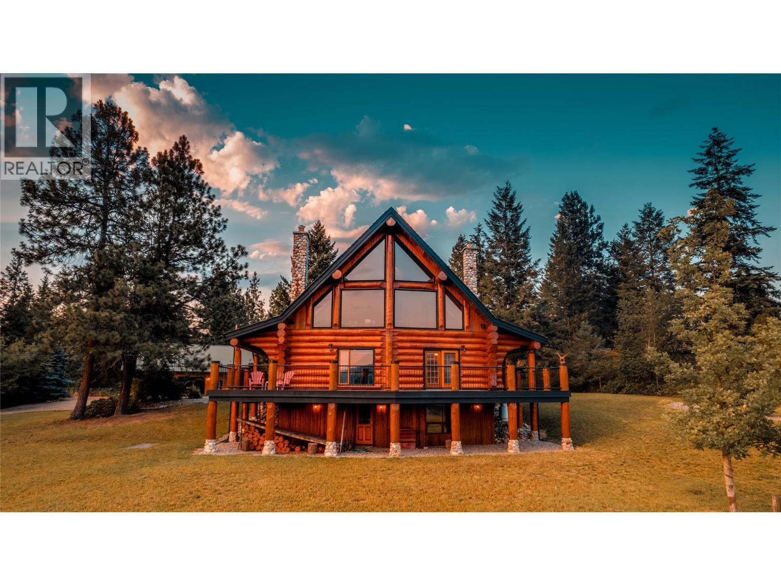 20 Valeview Road. Lumby, British Columbia