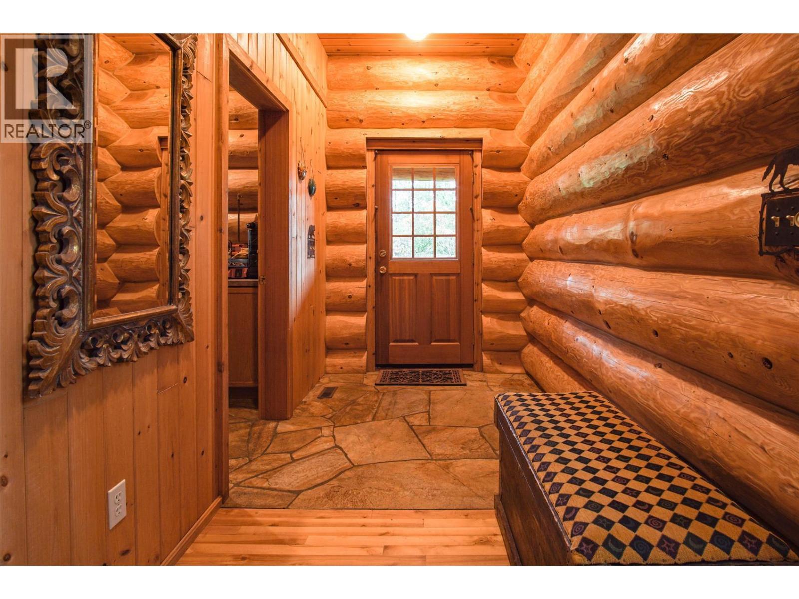 20 Valeview Road. Lumby, British Columbia