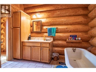 20 Valeview Road. Lumby, British Columbia