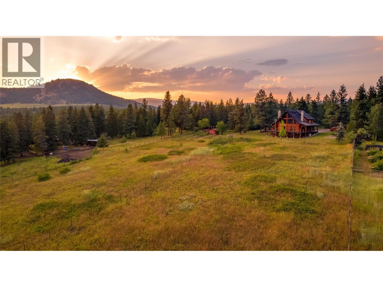 20 Valeview Road. Lumby, British Columbia