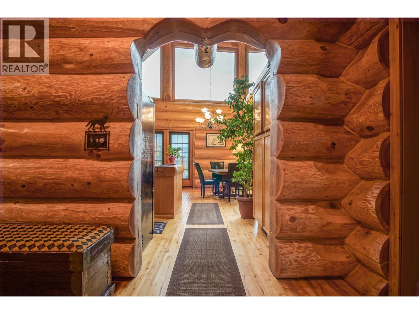 20 Valeview Road. Lumby, British Columbia